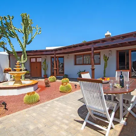 Chimeneas Holiday home Playa Blanca (Lanzarote)