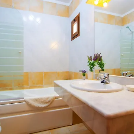 Dom wakacyjny Chimeneas *